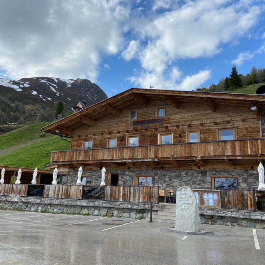 Апартаменты Alpengasthof Hirschbichlalm Цельберг Экстерьер фото
